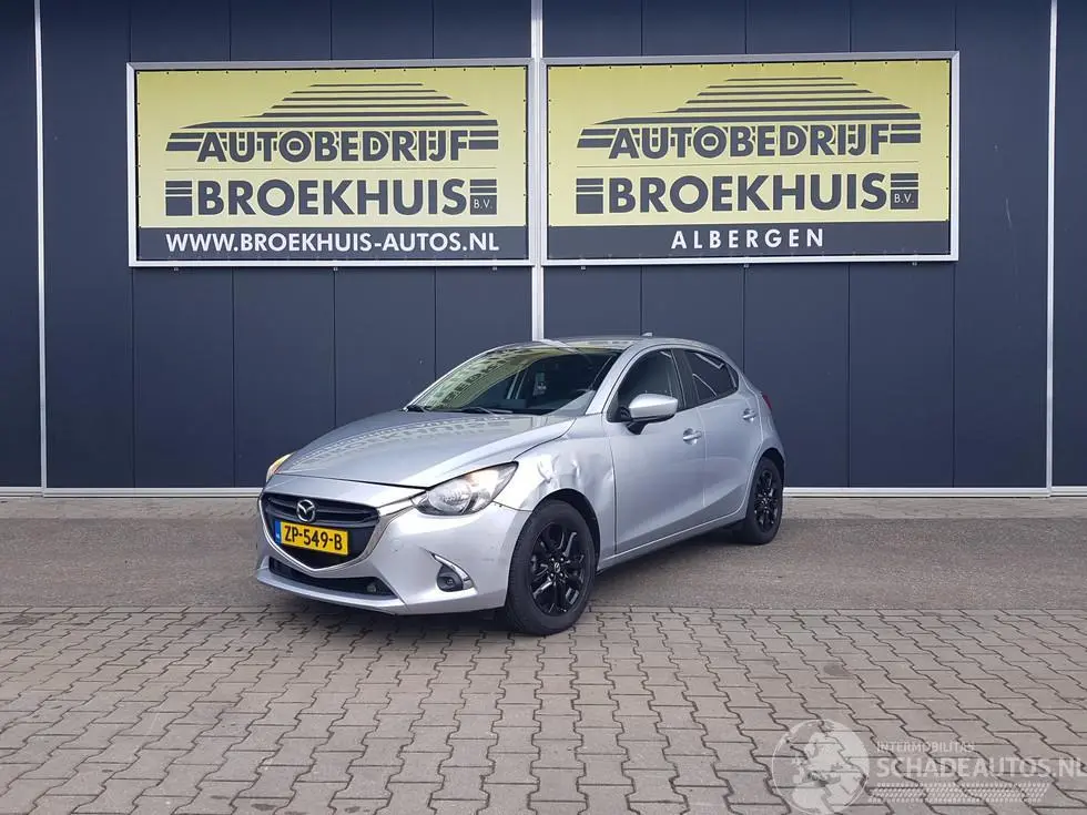 Mazda 2 2019 фото 1