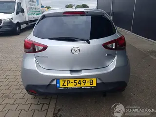 Mazda 2 2019 фото 5