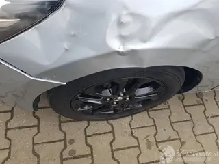 Mazda 2 2019 фото 11
