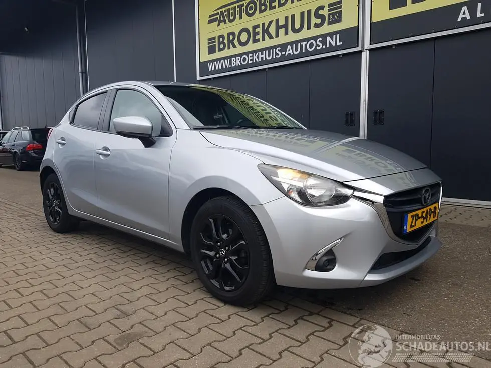 Mazda 2 2019 фото 6