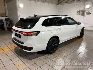 Volkswagen Passat 2025 foto 17