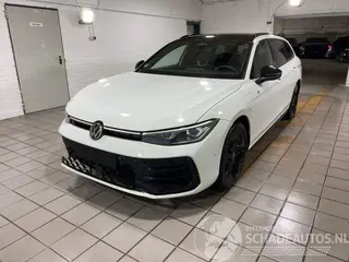 Volkswagen Passat 2025 foto 10