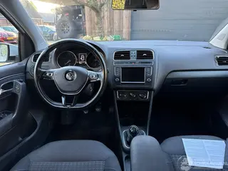 Volkswagen Polo 2017 photo 2