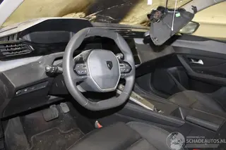 Peugeot 308 2023 фото 8