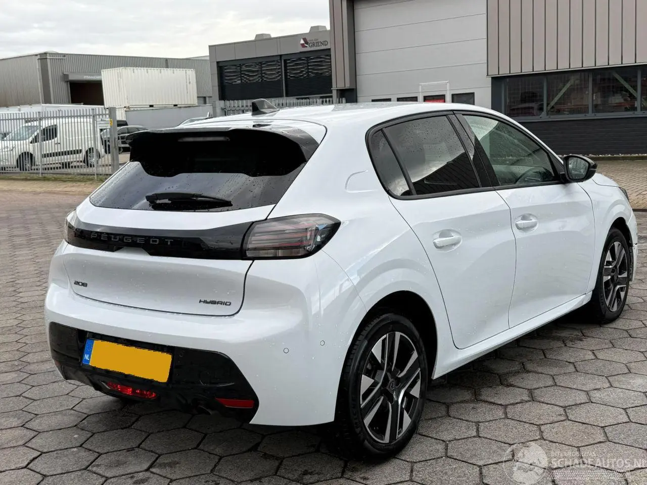 Peugeot 208 2026 фото 4
