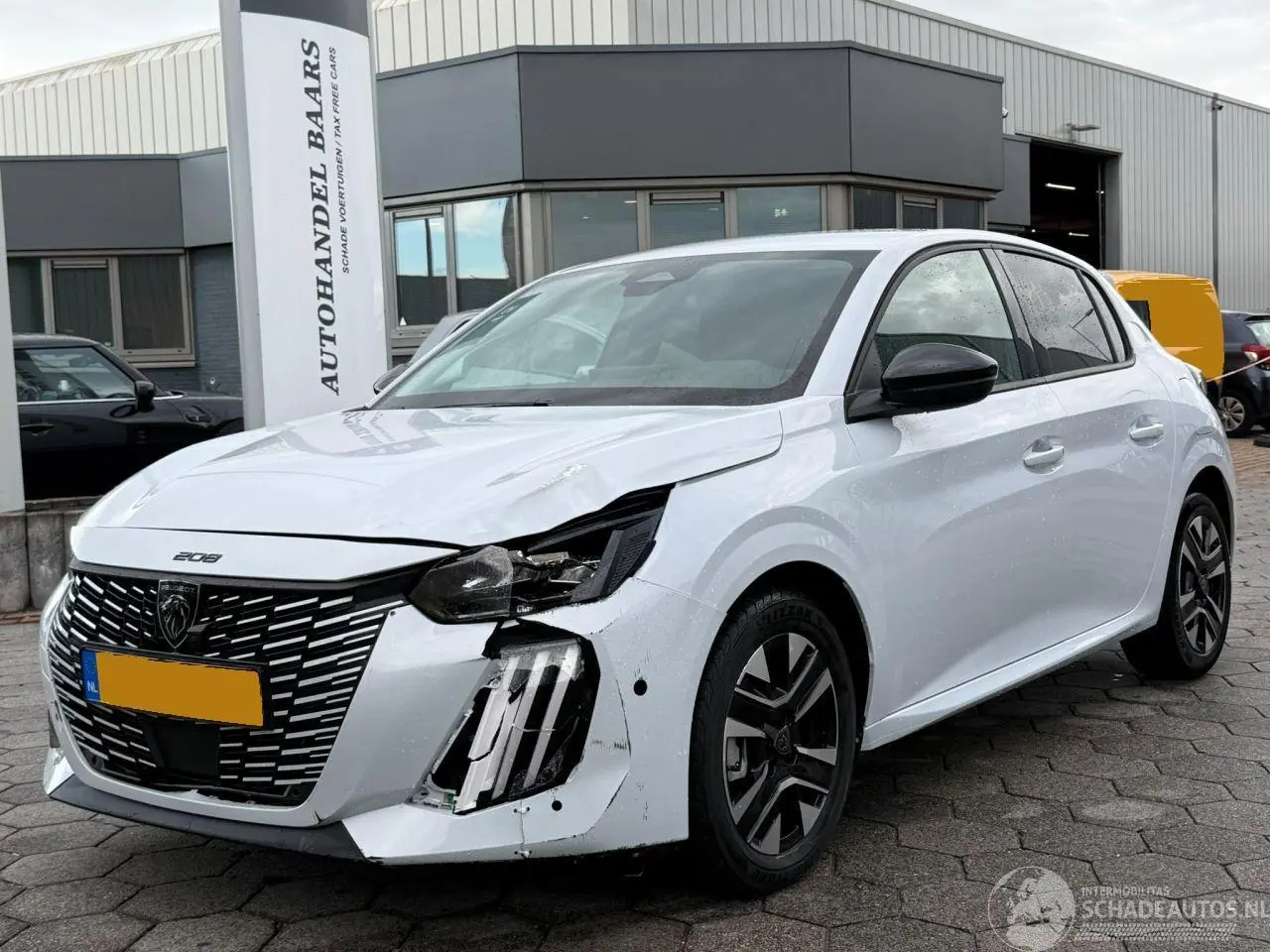 Peugeot 208 2026 фото 1
