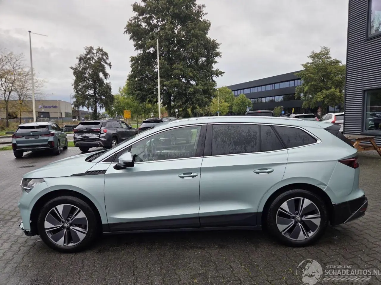 Skoda Enyaq 2024 foto 4