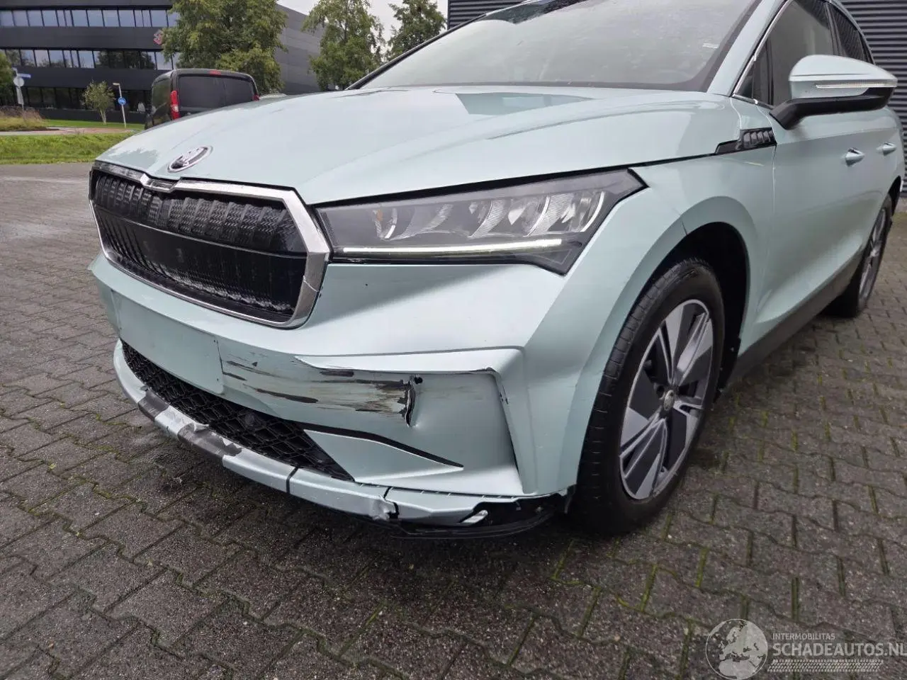 Skoda Enyaq 2024 foto 2