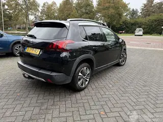 Peugeot 2008 2019 фото 5