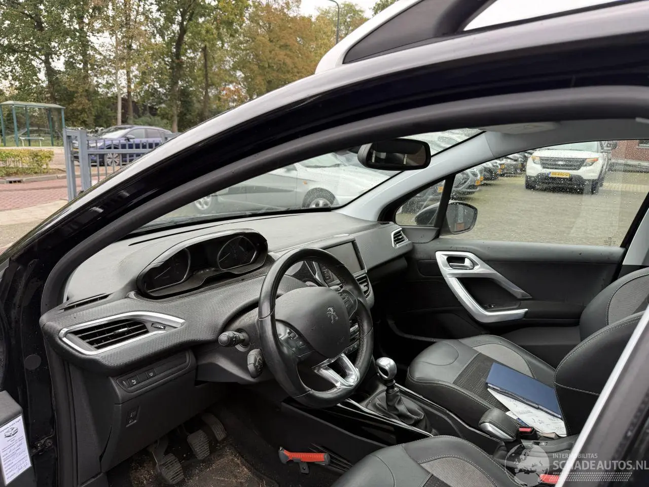 Peugeot 2008 2019 фото 11