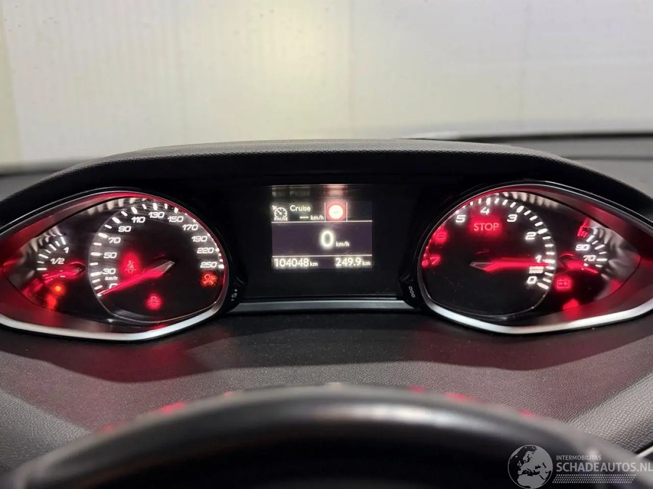 Peugeot 308 2019 фото 11