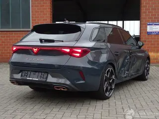 Cupra Leon 2025 фото 4