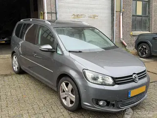 Volkswagen Touran 2017 photo 3
