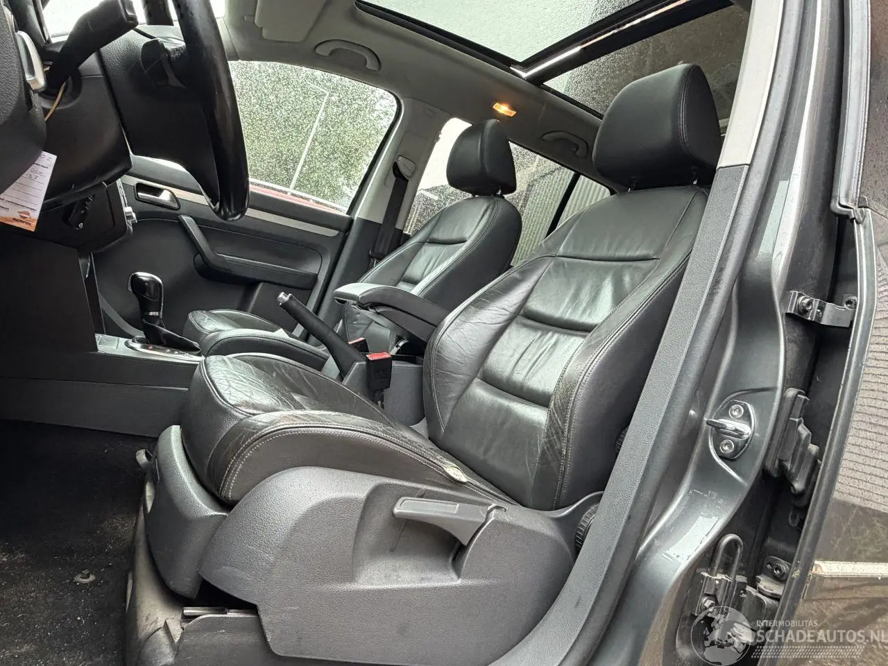 Volkswagen Touran 2017 photo 9