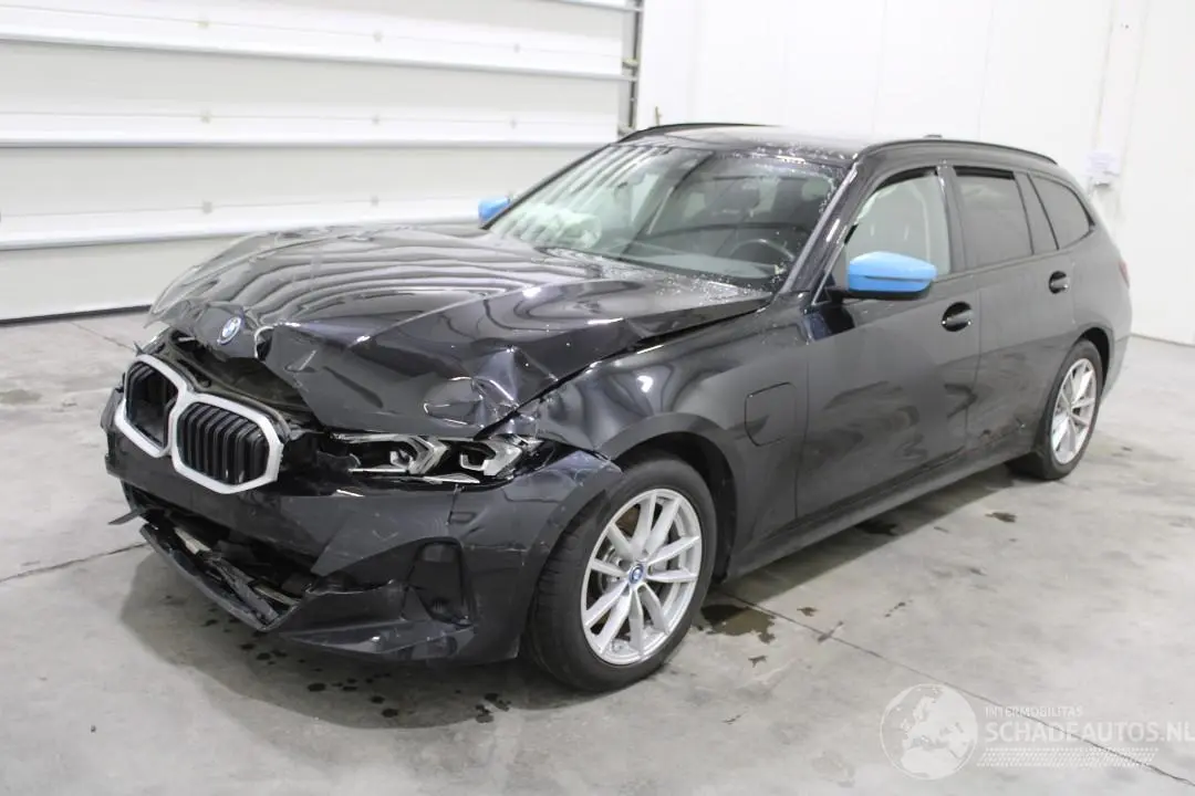 BMW 3-serie 2024 foto 1