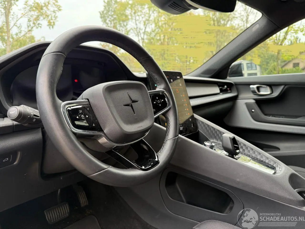 Polestar 2 2021 photo 8