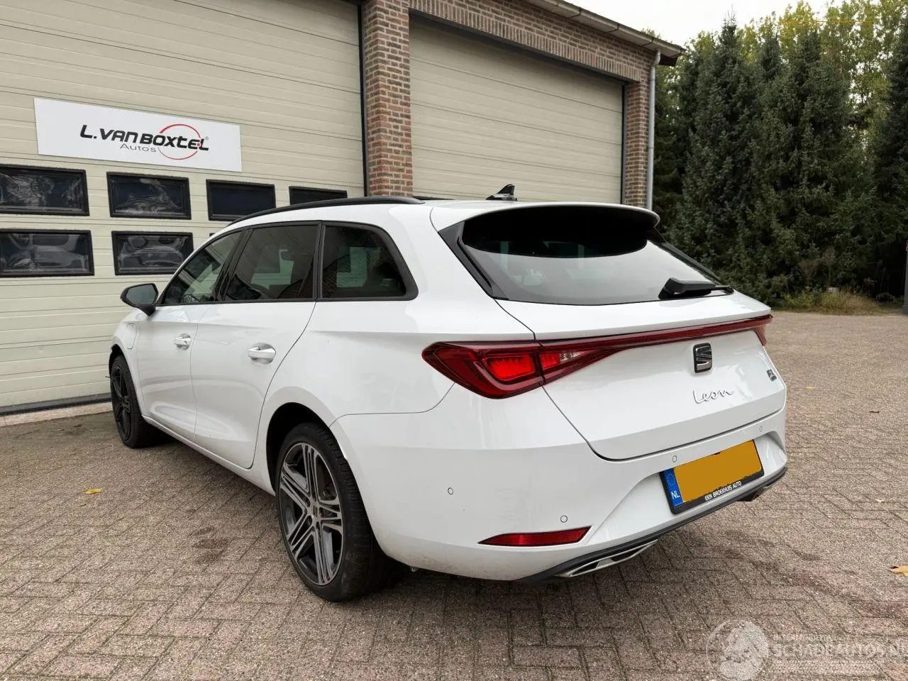 Seat Leon 2025 photo 4