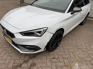 Seat Leon 2025 photo 10