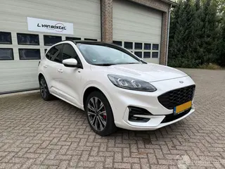 Ford Kuga 2023 photo 1
