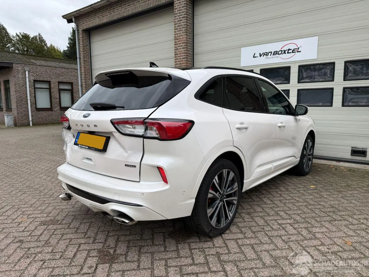 Ford Kuga 2023 photo 3