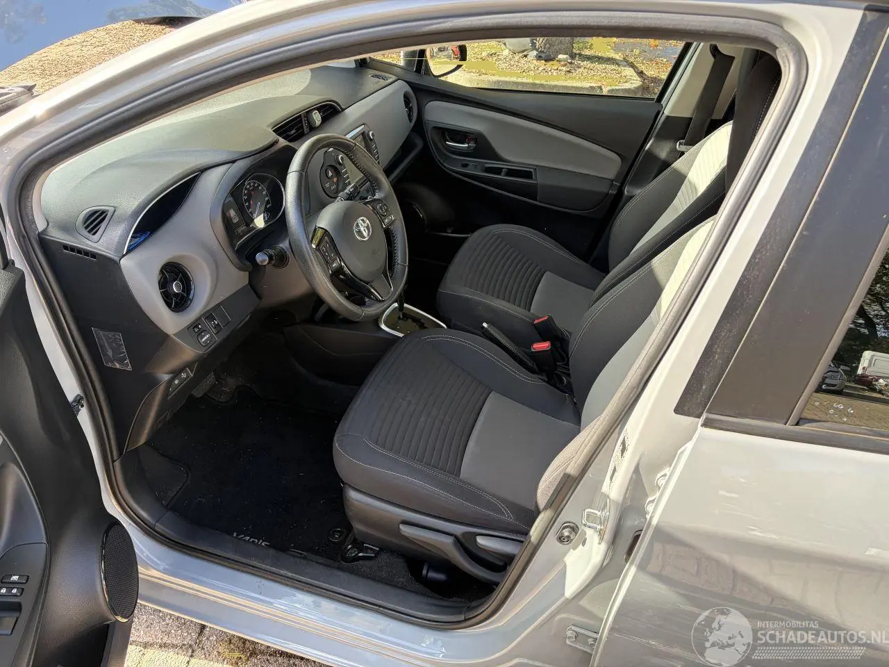 Toyota Yaris 2019 photo 8