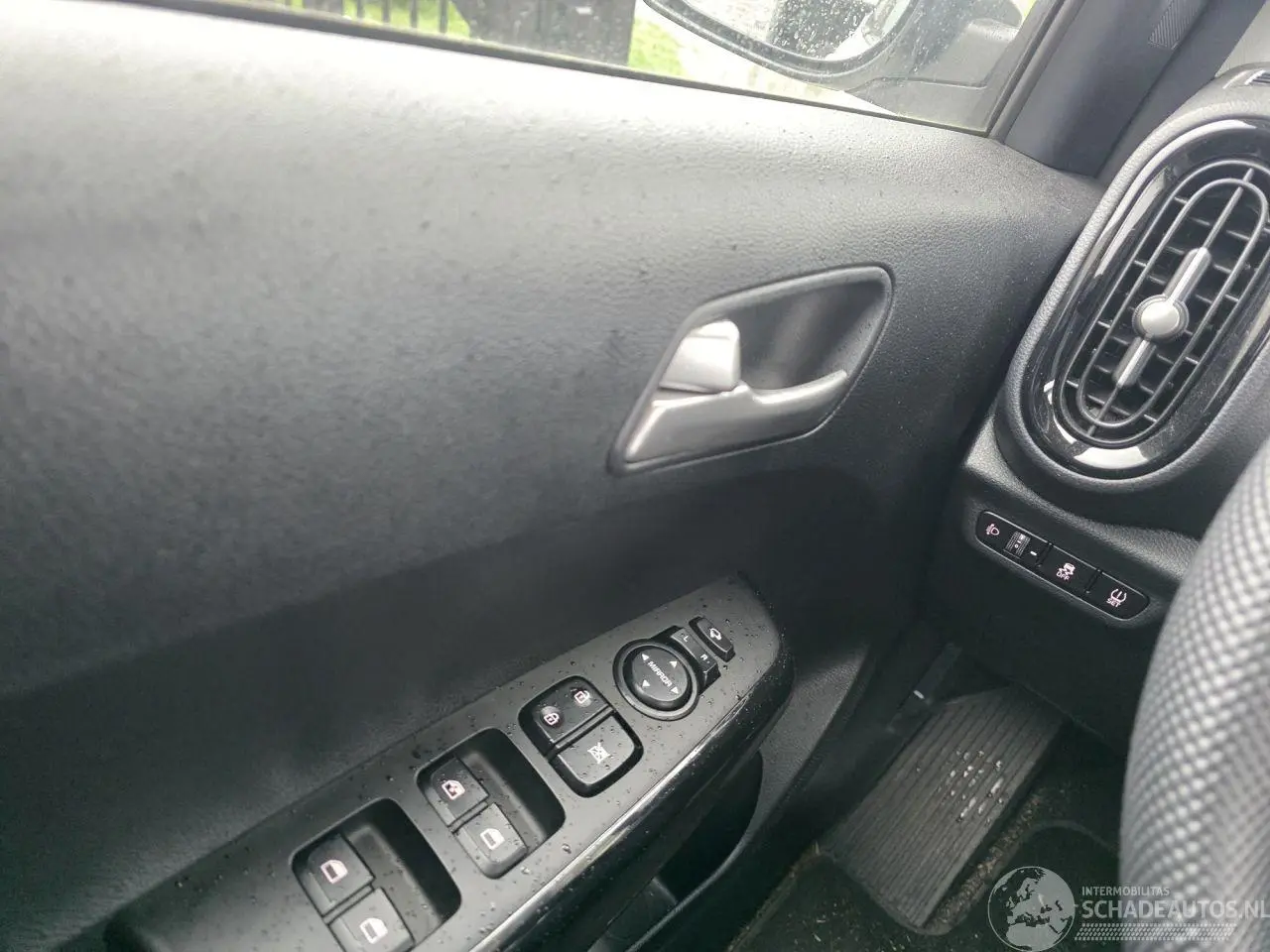 Kia Picanto 2025 photo 12