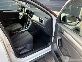 Volkswagen T-Roc 2023 photo 11