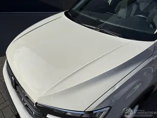 Volkswagen T-Roc 2023 photo 4