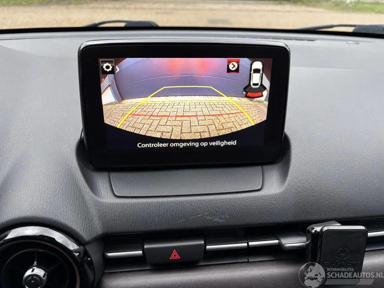 Mazda 2 2017 photo 11