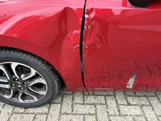 Mazda 2 2017 photo 4