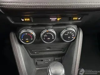 Mazda 2 2017 photo 12