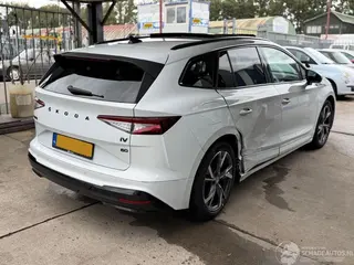Skoda Enyaq 2023 foto 6