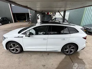 Skoda Enyaq 2023 foto 9