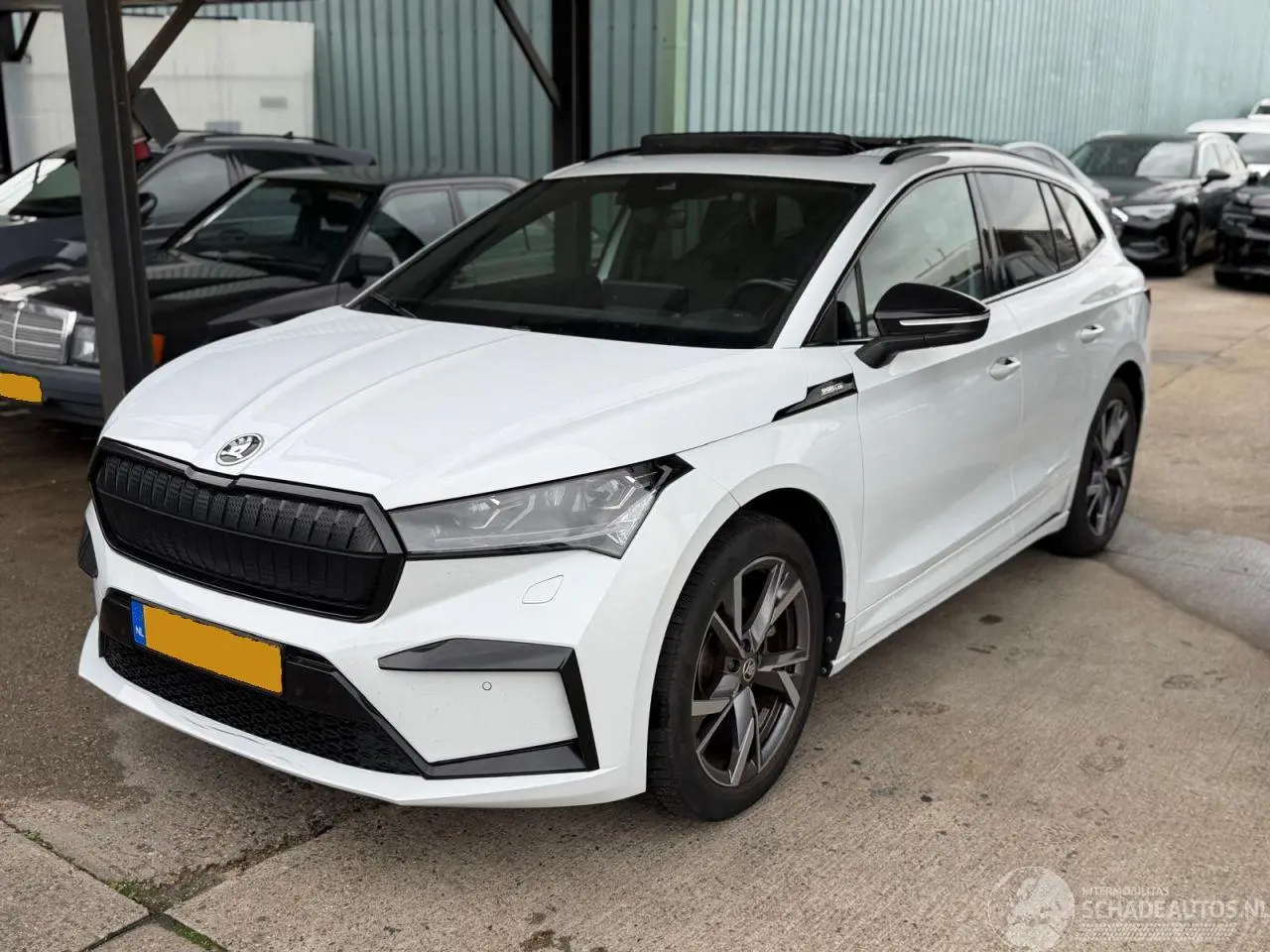 Skoda Enyaq 2023 foto 1