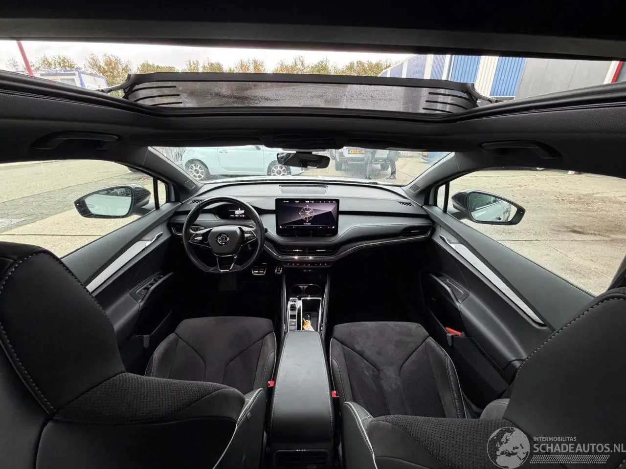 Skoda Enyaq 2023 foto 12